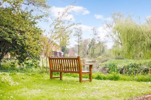 Estate Grounds- click for photo gallery